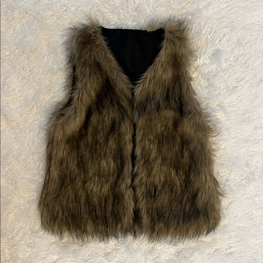 Faux Fur Vest NWOT